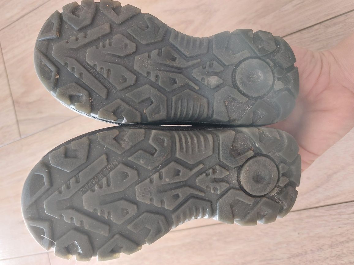 Buty zimowe Twisty jak nowe granatowe r. 25 za kostkę