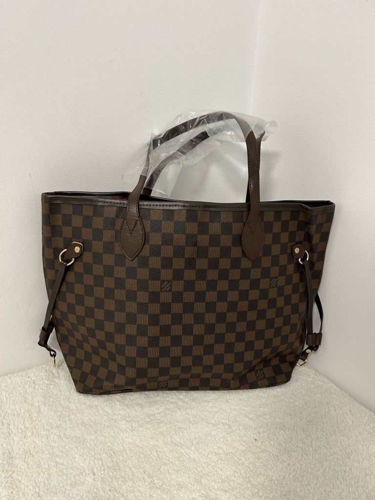 Torebka Shoperka skórzana Louis Vuitton model Neverfull skórzana