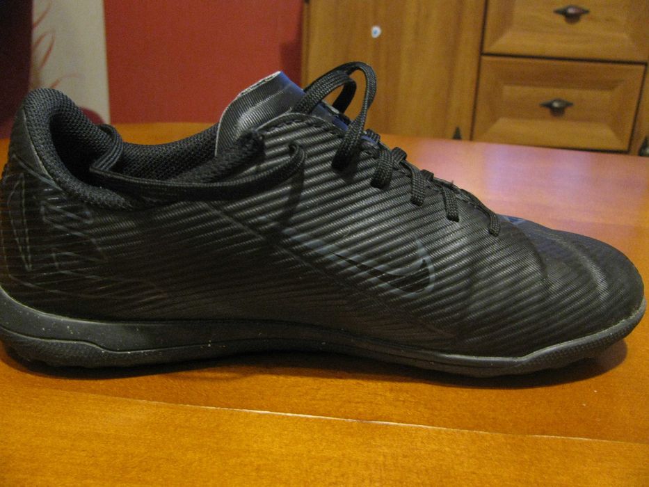 buty piłkarskie nike 36,5