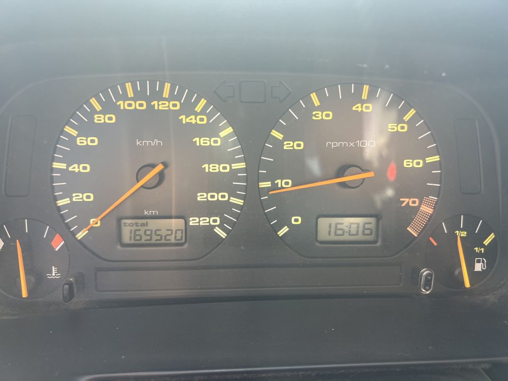 Seat IBIZA 1.4i 90cv (1 dono) apenas 160000kms