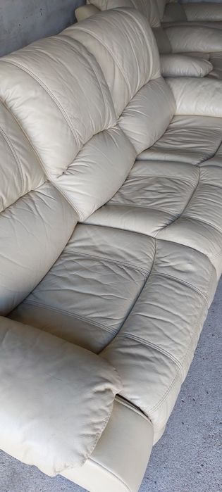 Zestaw wypoczynkowy.  Sofa 3-osobowa + 2 fotele z funkcją relax