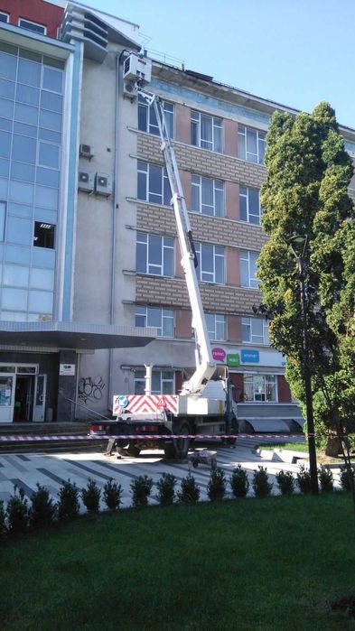 Екскаватор, навантажувач, автовишка, автокран, маніпулятор Тернопіль