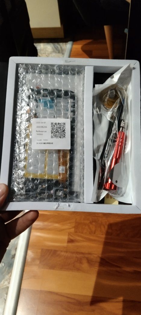 Wyświetlacz z ramką do Samsung Galaxy A20E