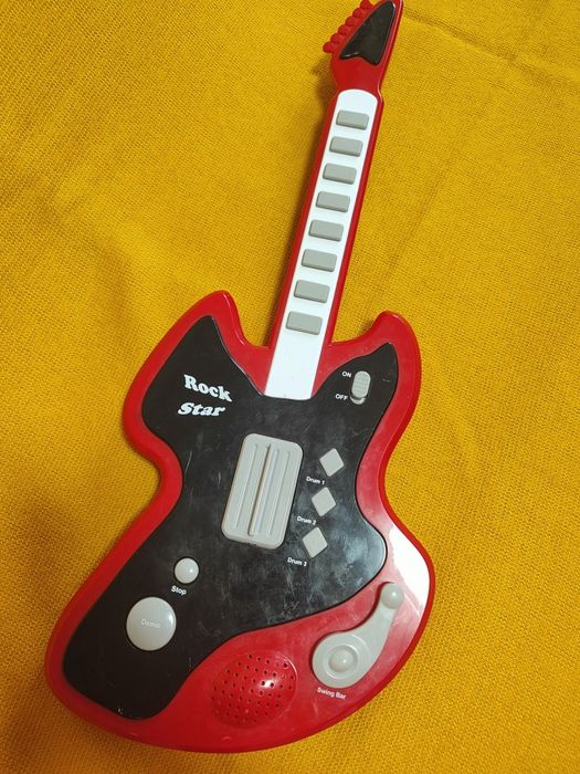 Іграшка гітара б/у