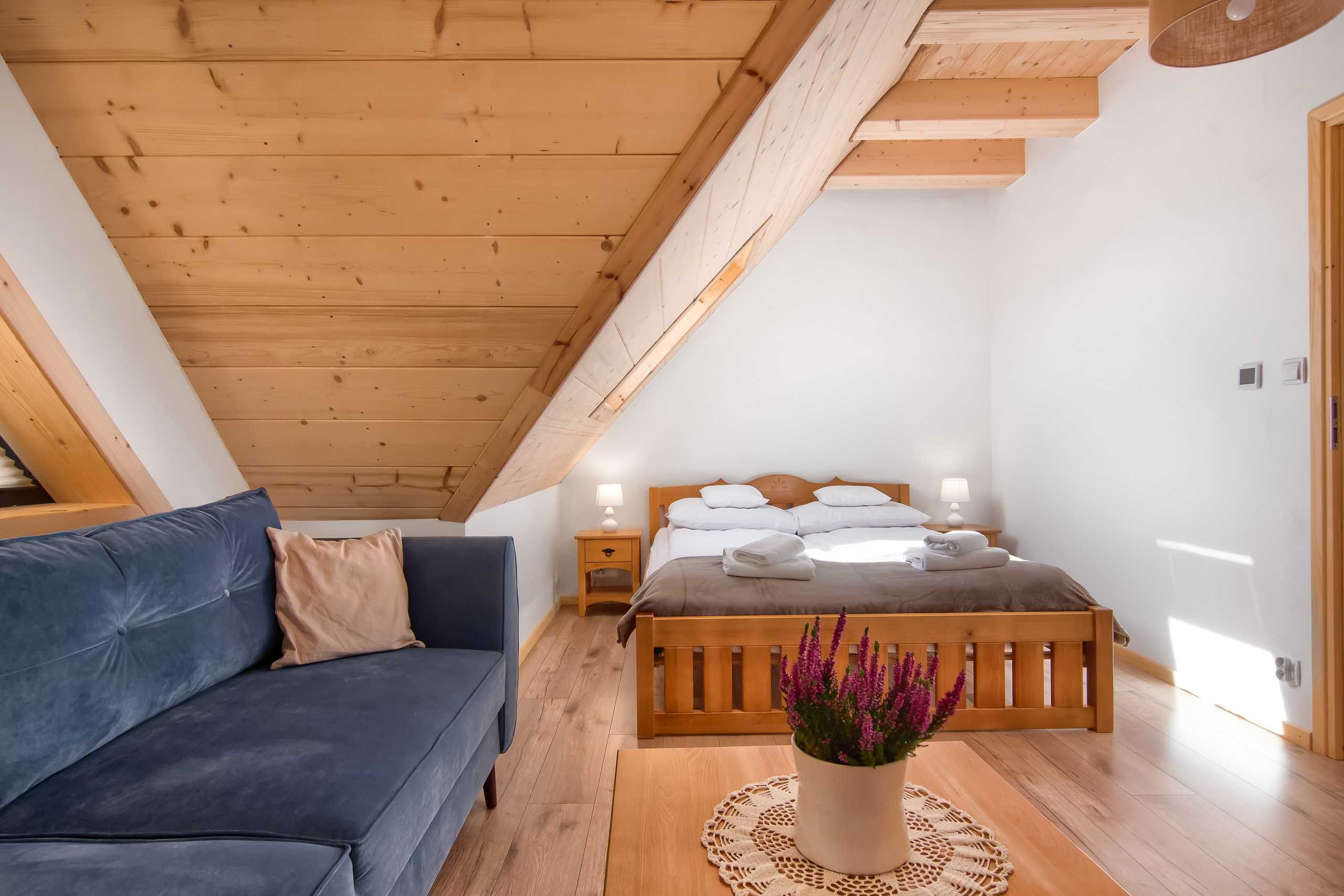 Domek w górach dom drewniany z bali SAUNA weekend noclegi ZAWOJA góry