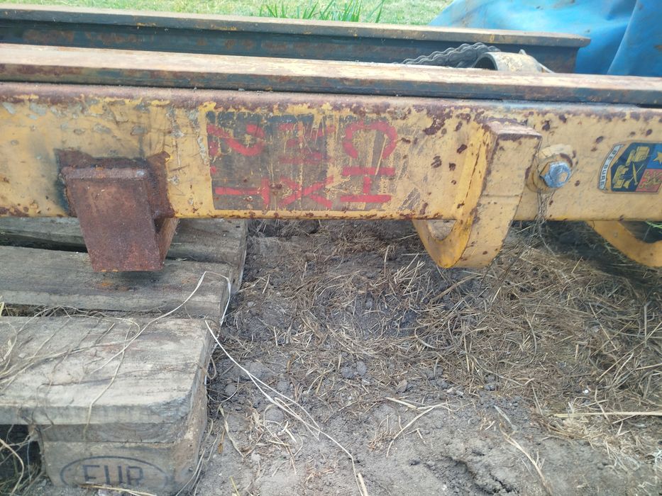 Maszt  ChMX 2T do ciągnika sprzedam