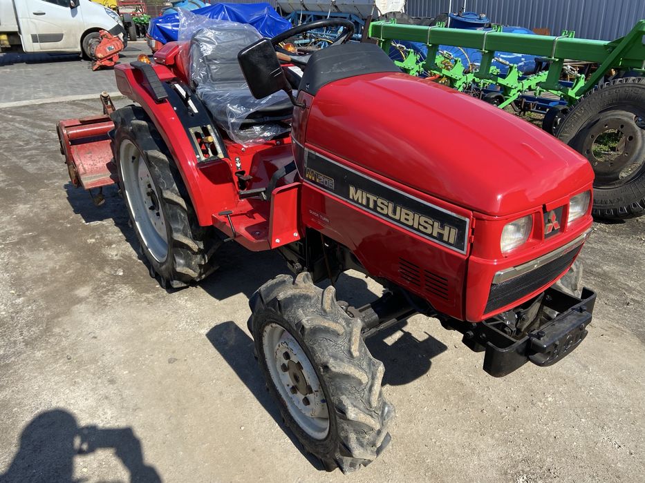 Трактор Японія Mitsubishi MT205