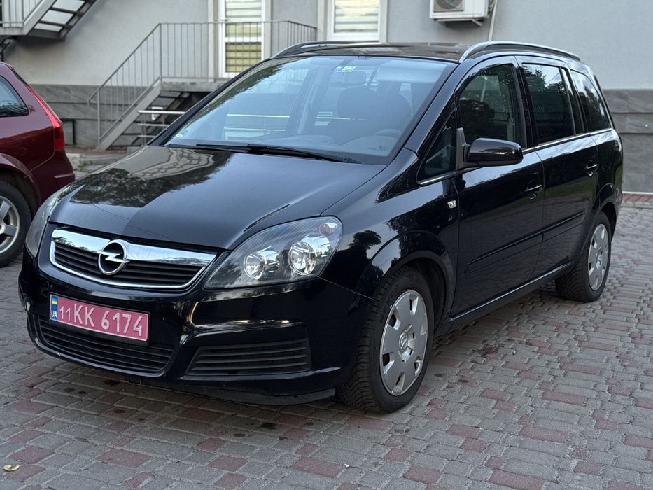 Продам Opel Zafira B свіжо пригнана