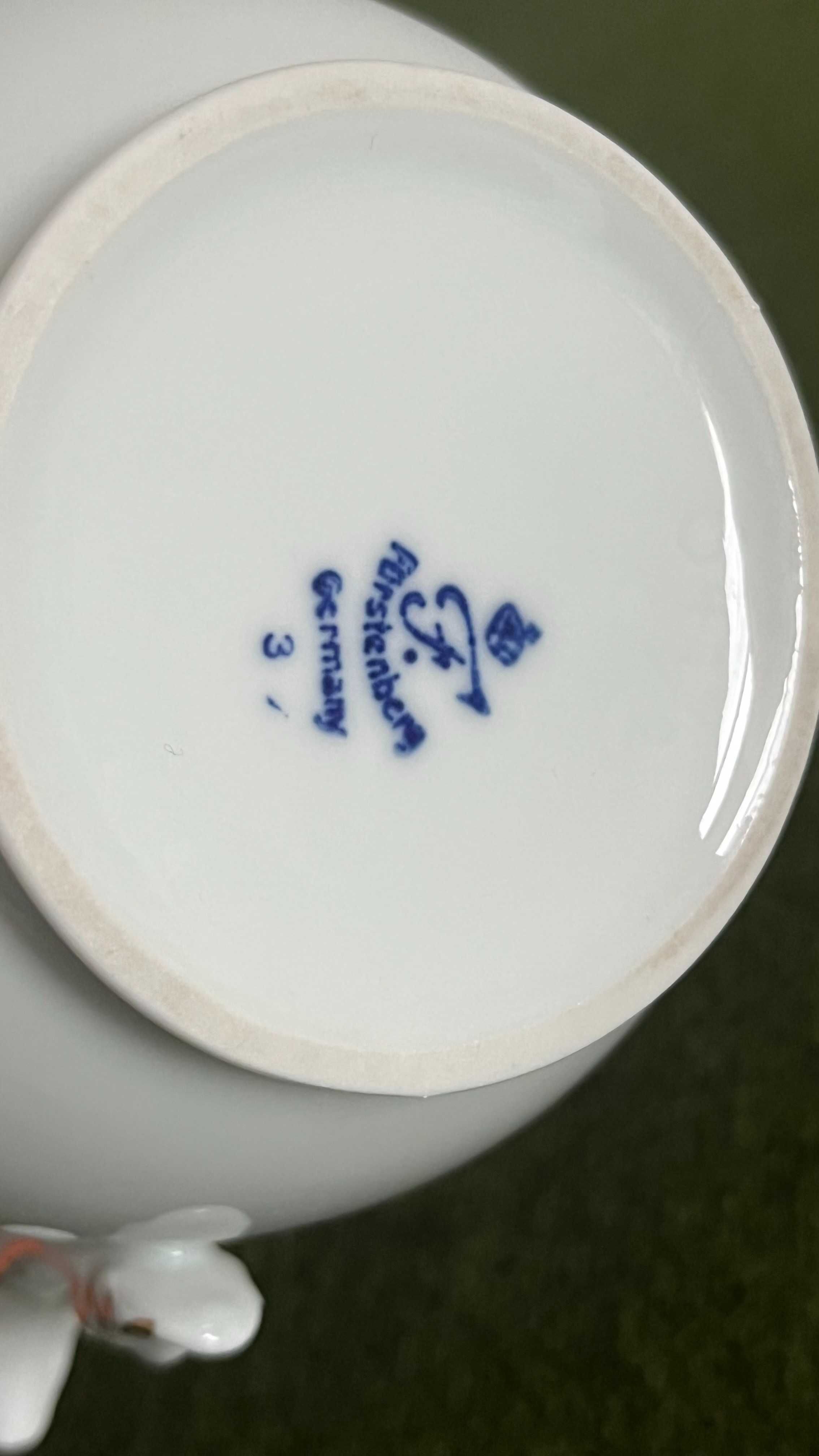 Dzbanek z różą porcelana Furstenberg