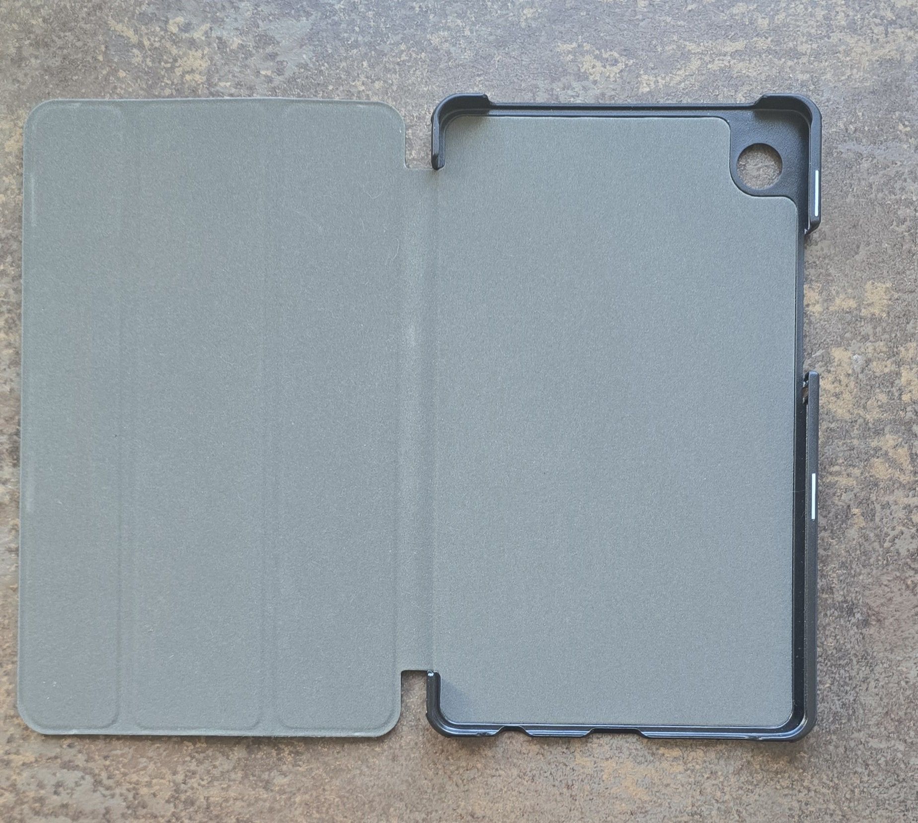 Etui magnetyczne tablet Galaxy Tab A9 nowe