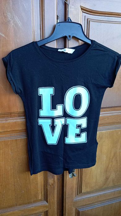 T-shirt love 8-10 anos