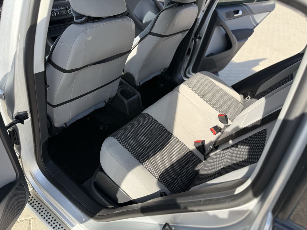 Продам своє власне авто
