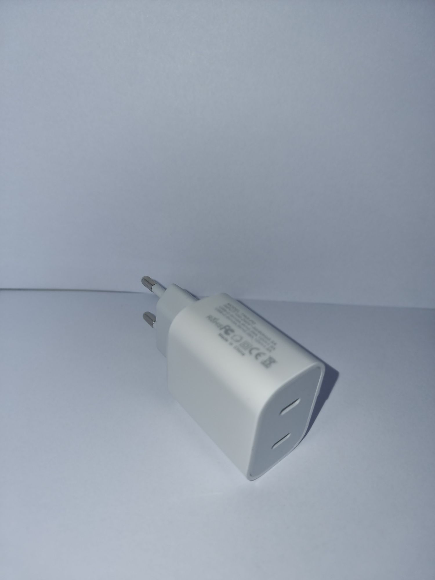 Ładowarka 40W USB C (Szybkie ładowanie,wyrzymały kabel,2 porty)
