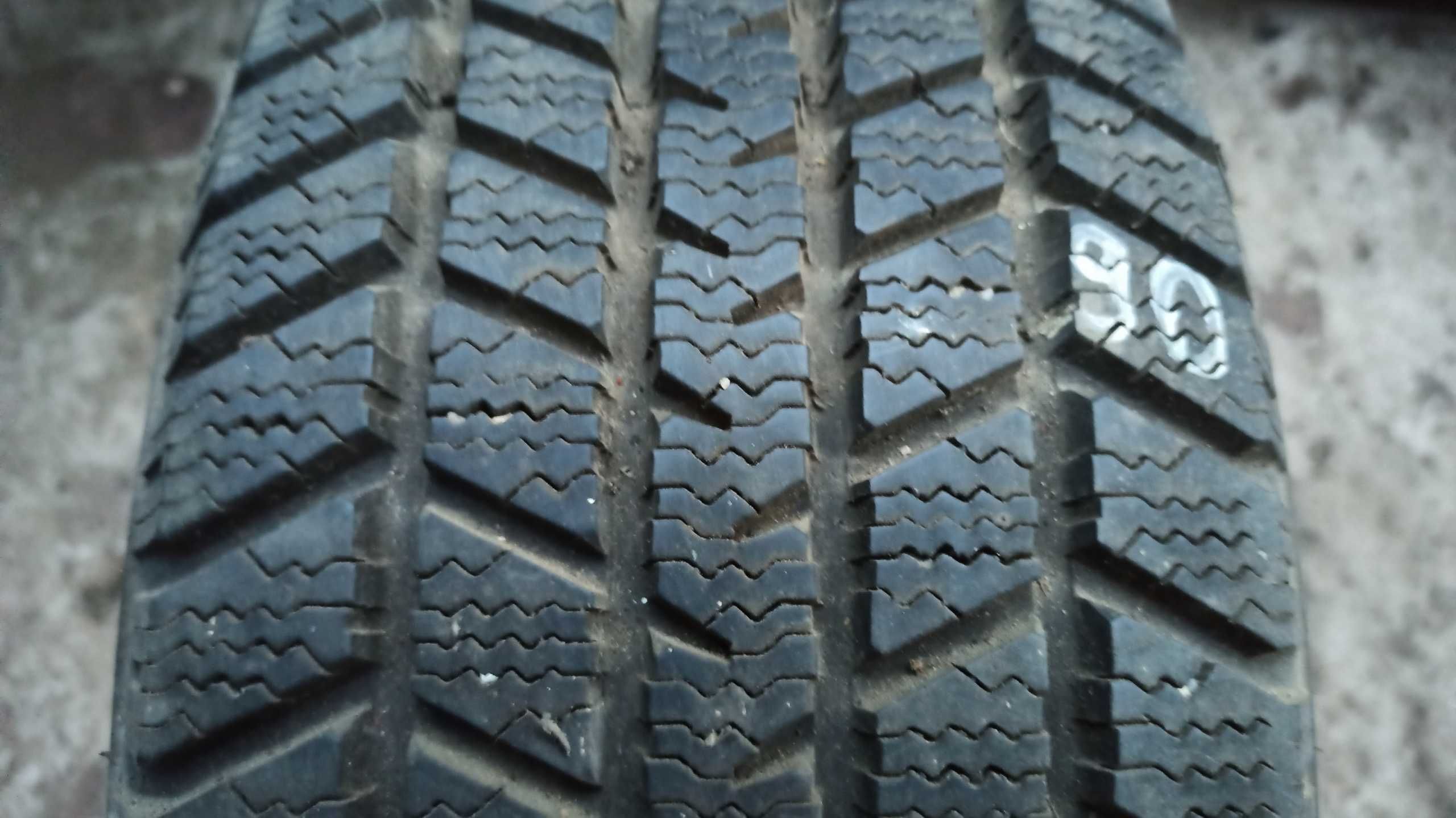 Opona GT radial studless champiro wt 60 205/60/15 91t