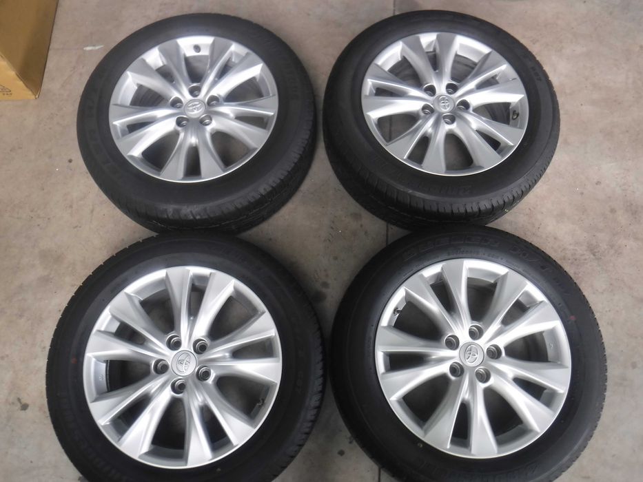 4x.Koła Alufelgi Toyota 18cal. 7,5J ET45 5x114,3 opony 235/55/R18