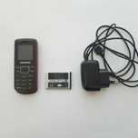Кнопочный телефон Samsung E1100T, б/у, без аккумулятора, в рабочем сос