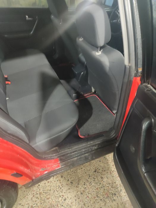Продам автомобіль Ауди 100 с4