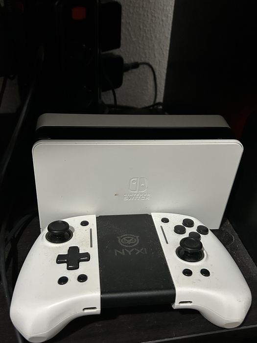 Nintendo Switch Oled Desbloqueada