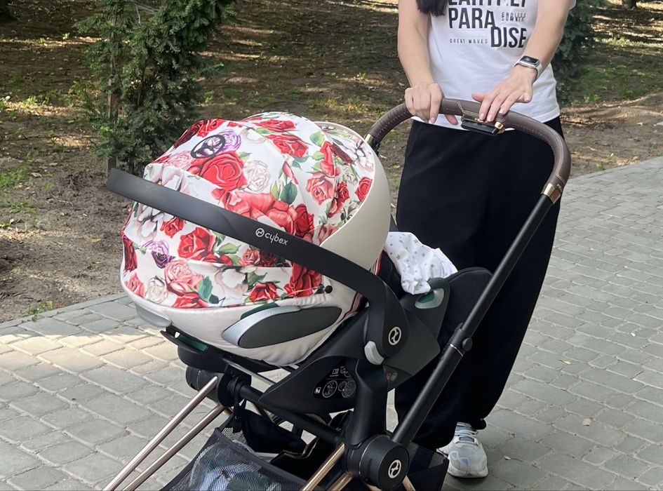 Автокрісло Cybex