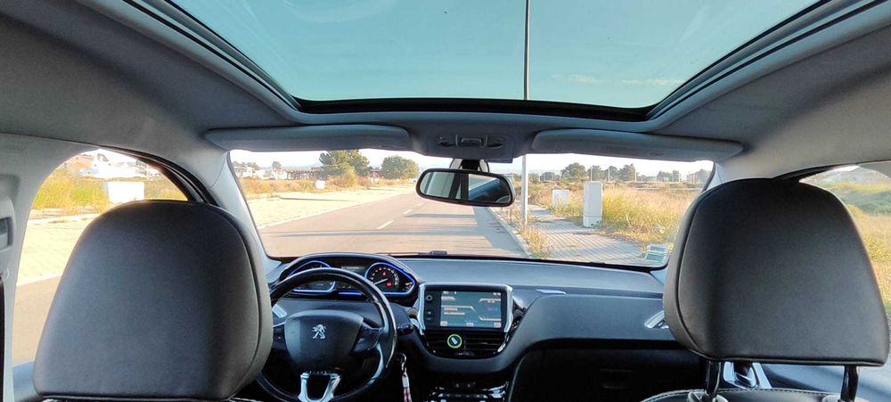 Peugeot 2008 1.6 HDI Alure