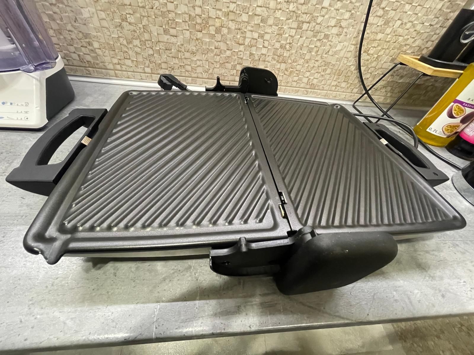 Grill elektryczny/opiekacz Severin