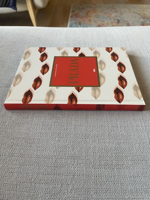 Livro Lendas da Moda Prada