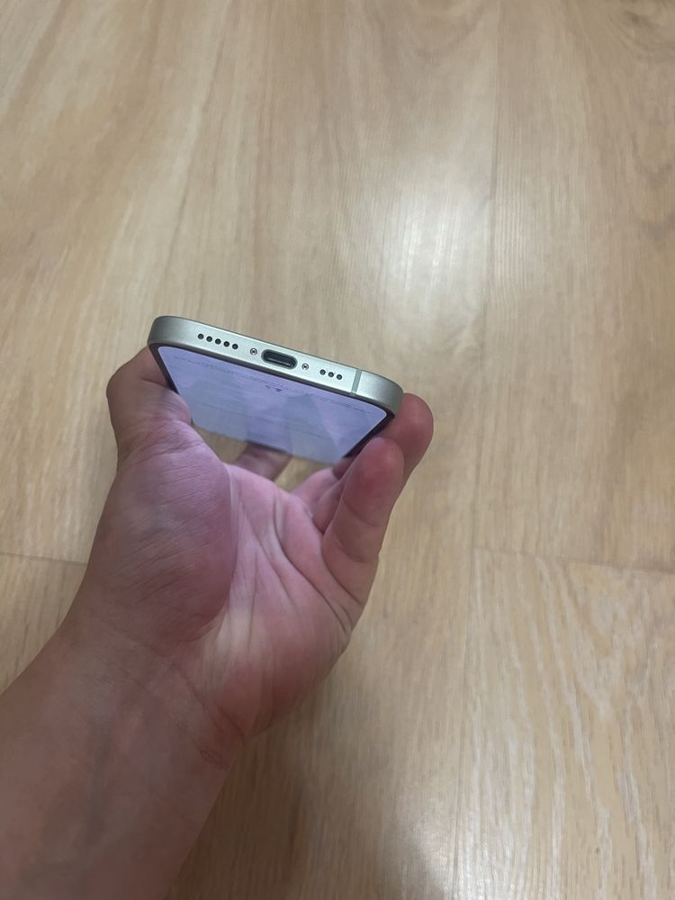 Iphone 15 Green icloud