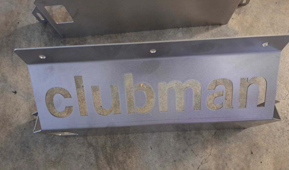 Proteção do carter em inox personalizada para Mini Clássico