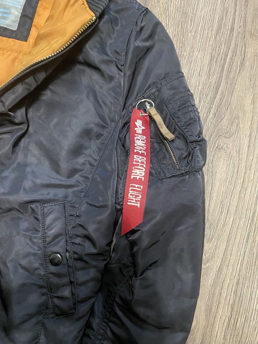 Бомбер alpha industries