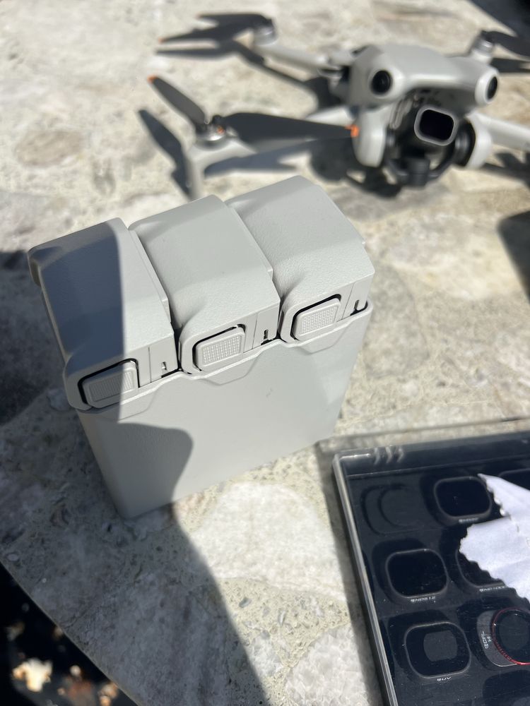 Drone Dji Mini 4 Pro fly more combo + Acessórios