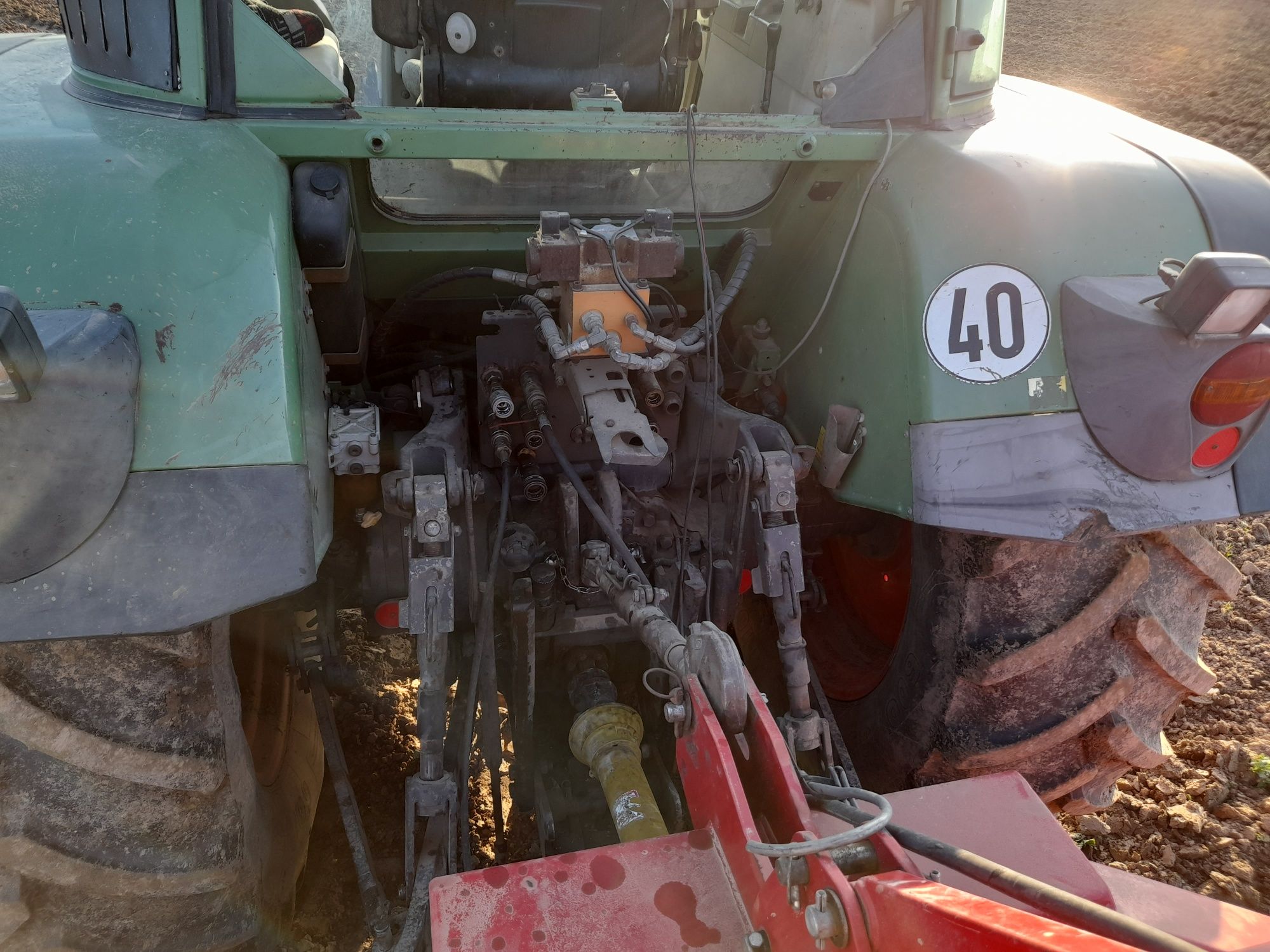 Sprzedam ciągnik Fendt Vario 711