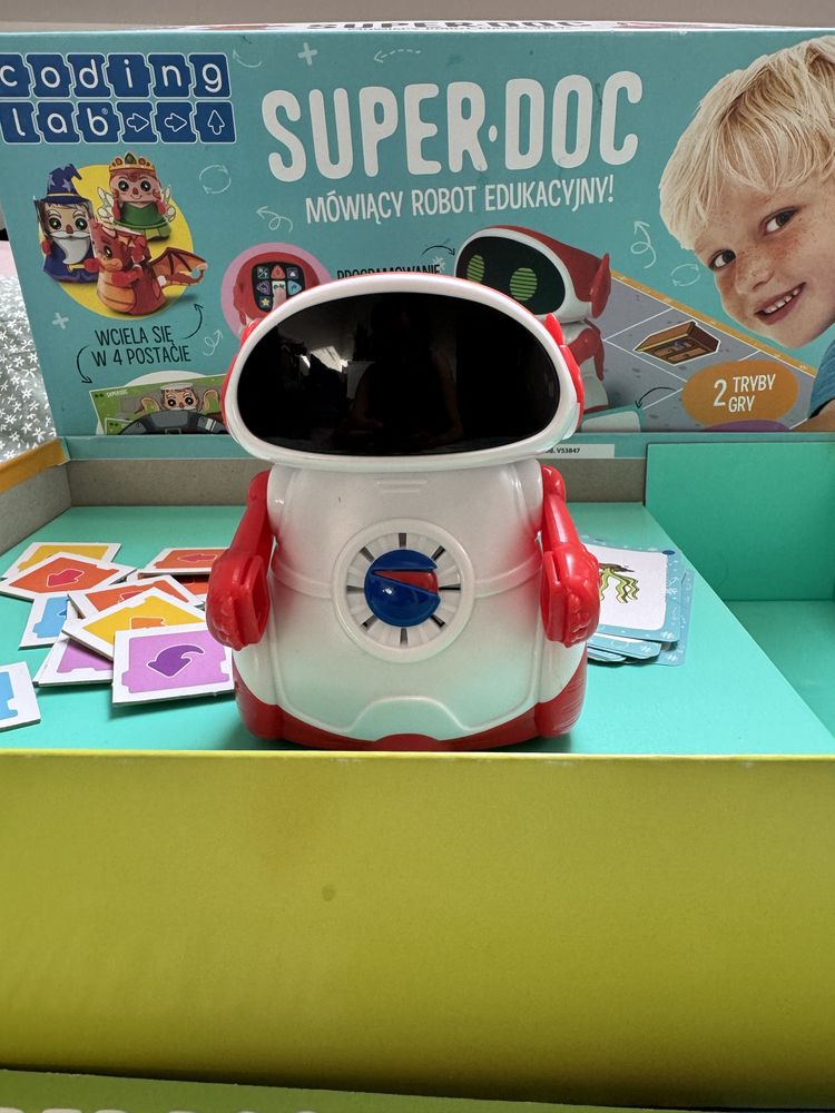 Robot edukacyjny SuperDoc Clementoni