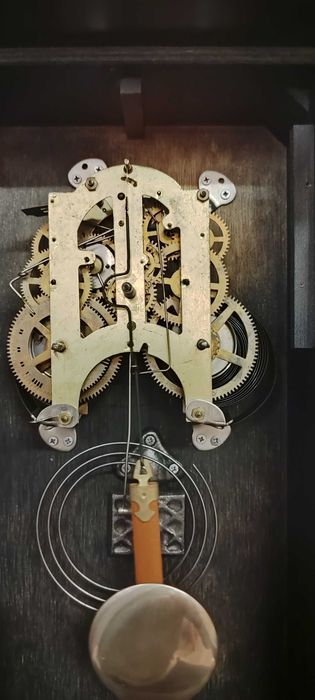 347 Zegar wiszący mechaniczny Concordia koreański