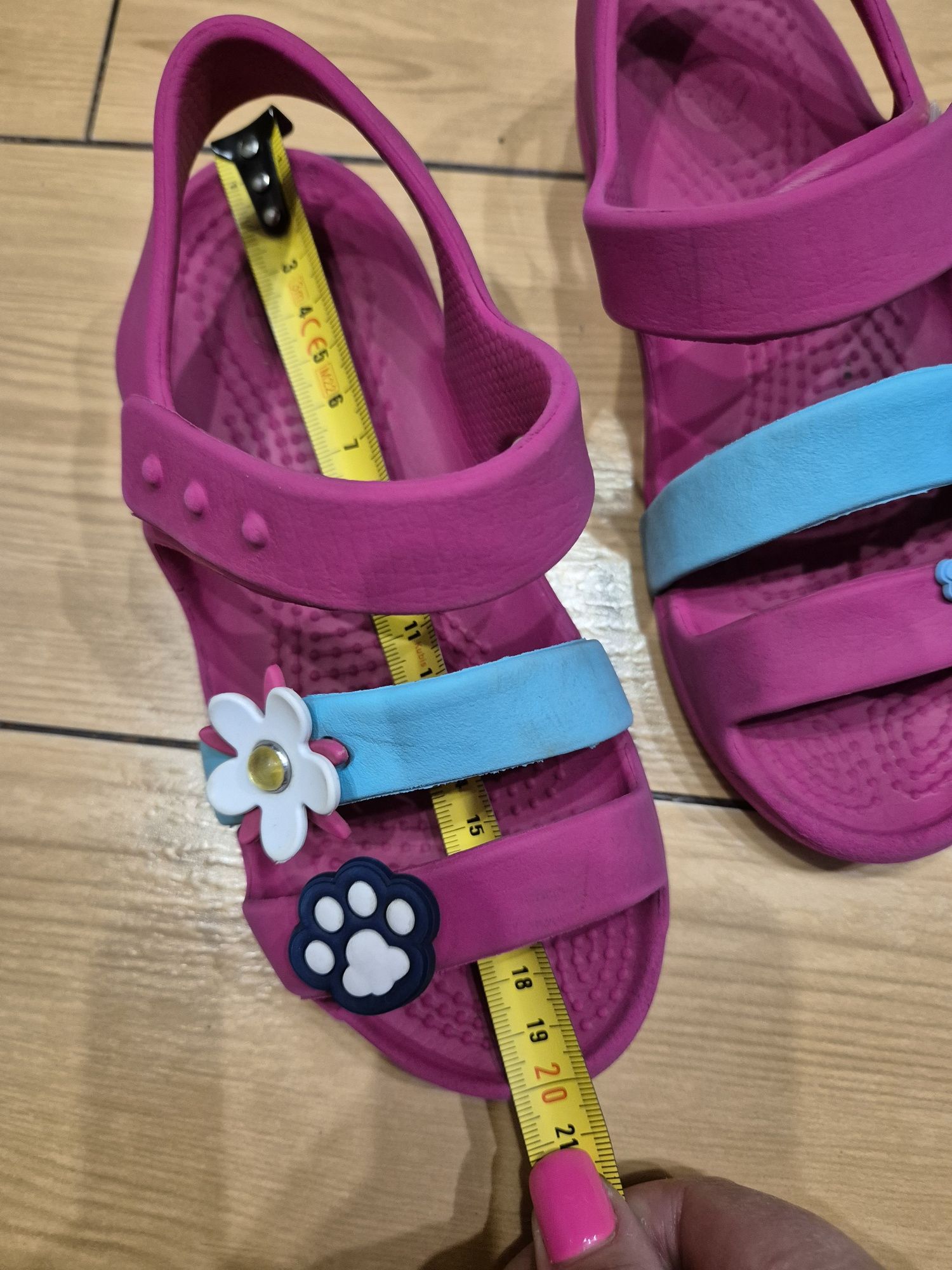 Crocs c12 босоніжки для дівчинки 29р