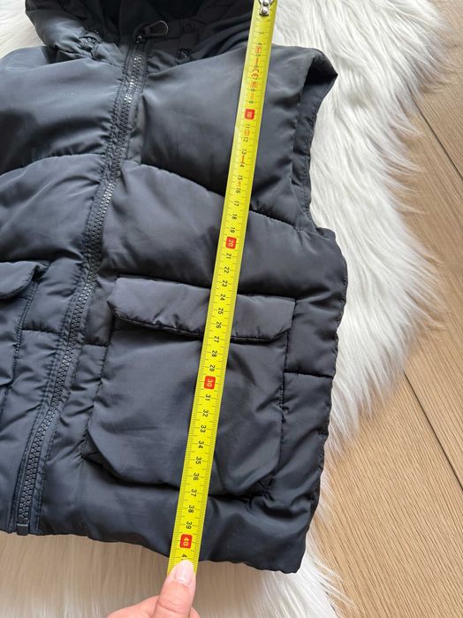 Elegancka Kamizelka bezrękawnik ZARA r 104 z kapturem ołowiany kolor