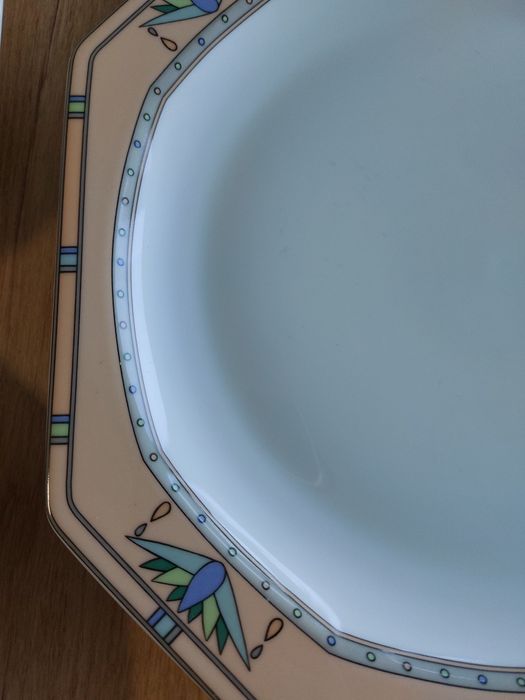 6 Pratos de Sobremesa e Prato de Bolo Grande Vintage, novos