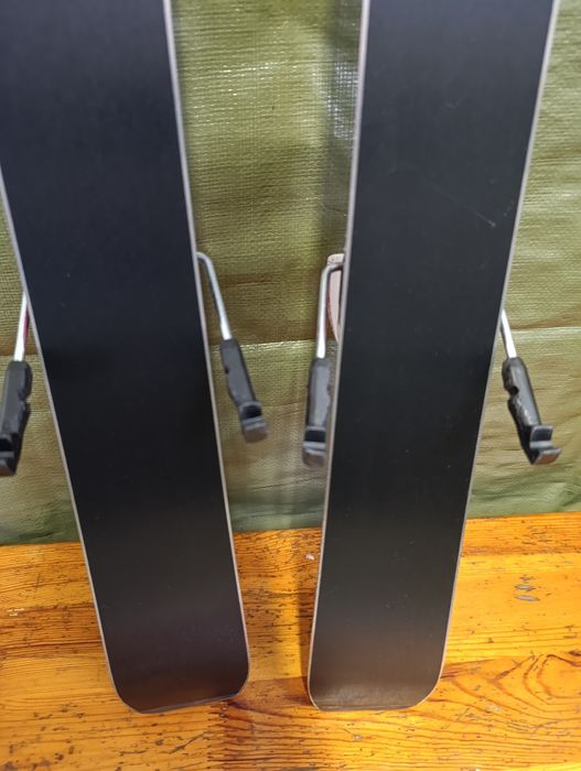 Nr 189 Narty zjazdowe dziecięce Atomic Vantage Girl 100 cm Rocker