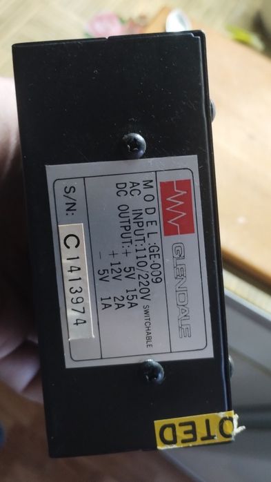 імпульсний блок живлення