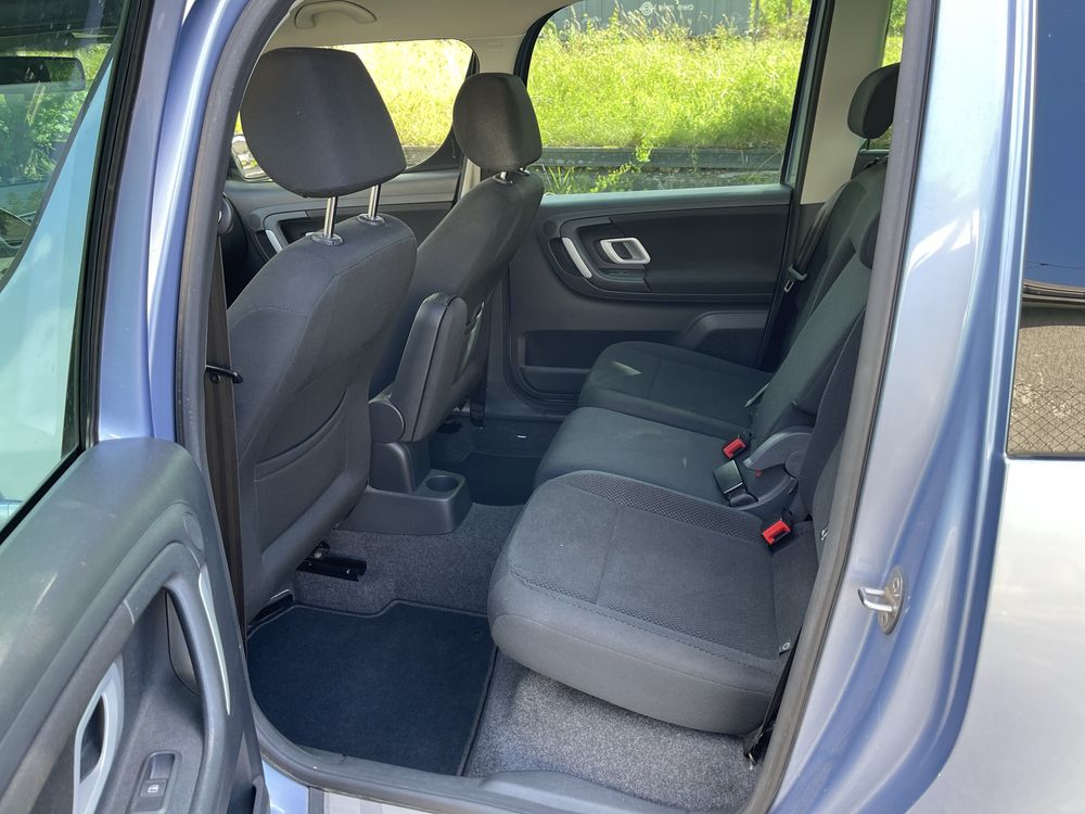 Skoda Roomster 1,6 MPi gaz  stan bardzo dobry