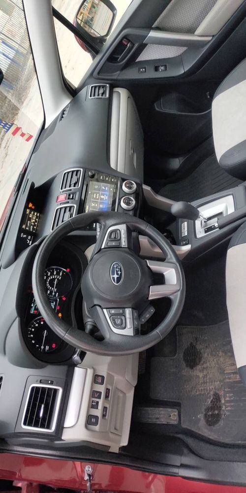 Авто Subaru Forester 2016