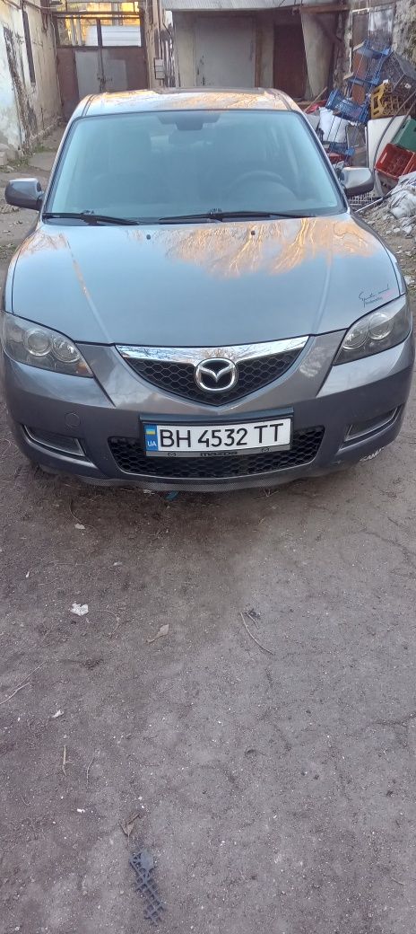 Мазда 3 в хорошем состоянии