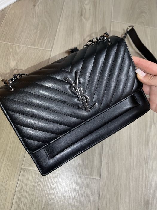 Сумочка-клач чорна