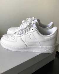 Nike Air Force 1 Low '07 White EU 39