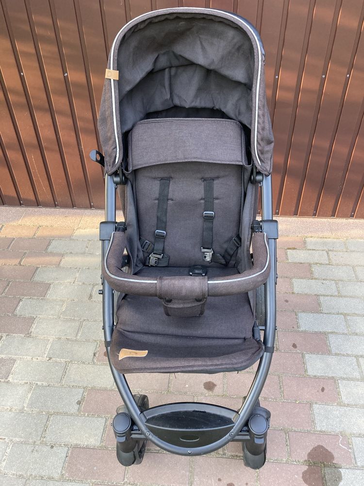 Spacerówka Lionelo Annet Plus Carbon black