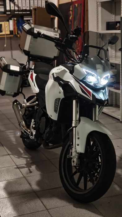 Benelli trk 251 perfeita