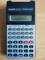 Máquina calculadora Casio fx-82LB