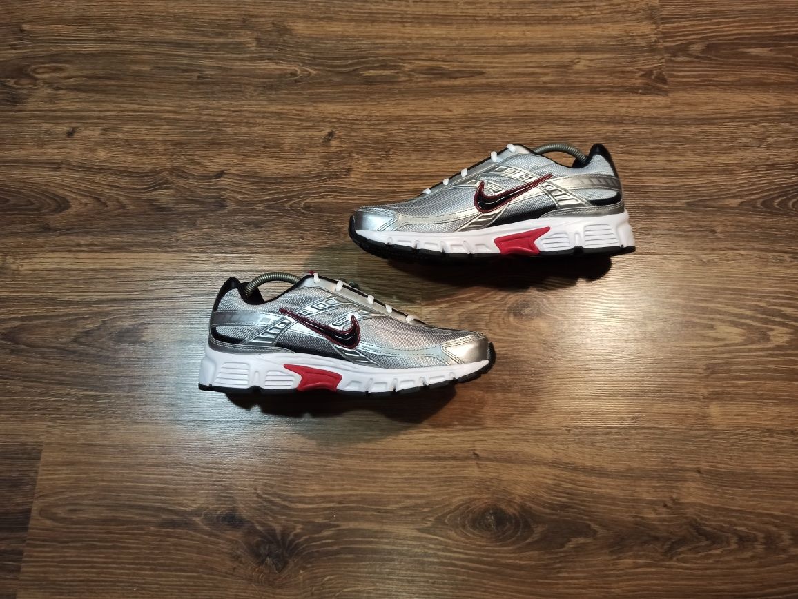 Кроссовки Nike Initiator Metallic Silver ( найк инитиатор)