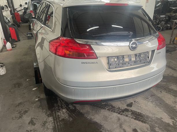 OPEL INSIGNIA KOMBI Z167 ZDERZAK TYL PDC