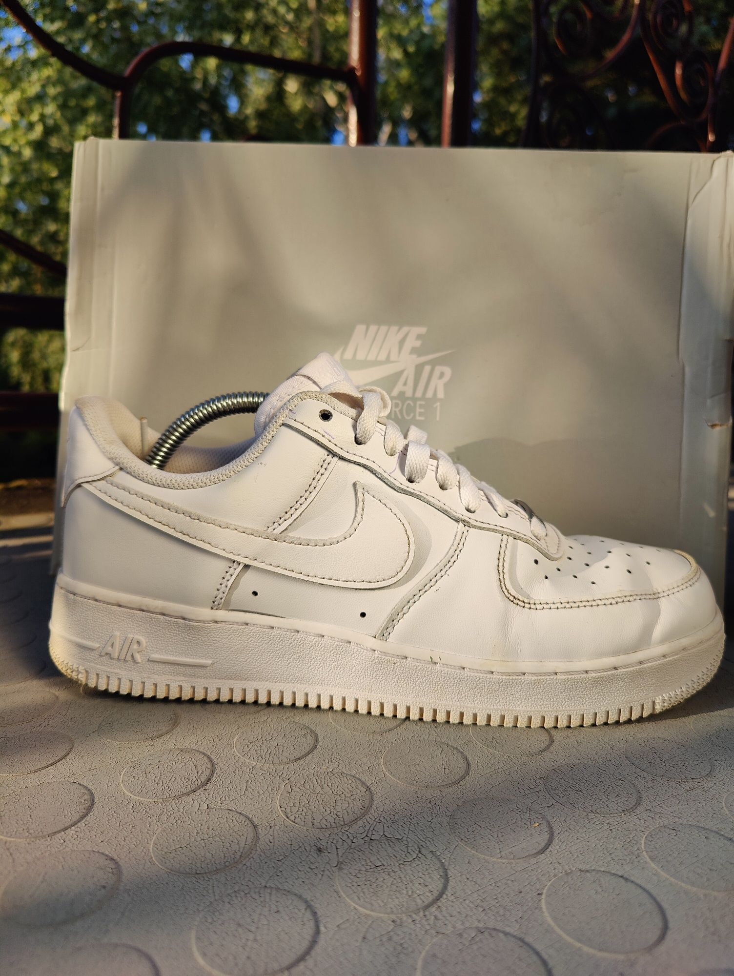 Nike Air force 1 one af1 one 39 białe white drip drill