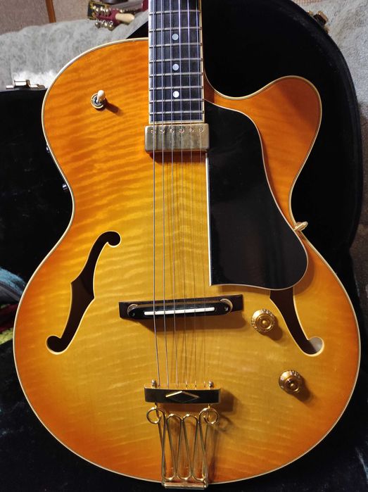 Yamaha AEX1500 - японська гітара преміум-класу